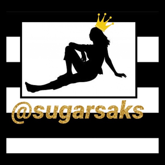 Viki Lee @SugarSaks💛🖤👑 - Picture 3 of 5